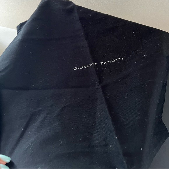 SOLD Unisex Giuseppe Zanotti Urchin Sneakers - Picture 12 of 13